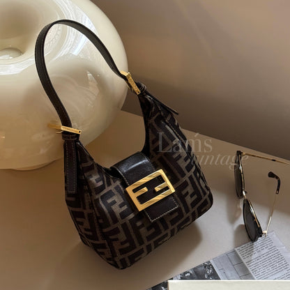 Vintage Fendi zucca 金扣小牛角包