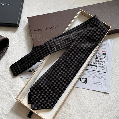 Vintage Louis Vuitton tie, with box