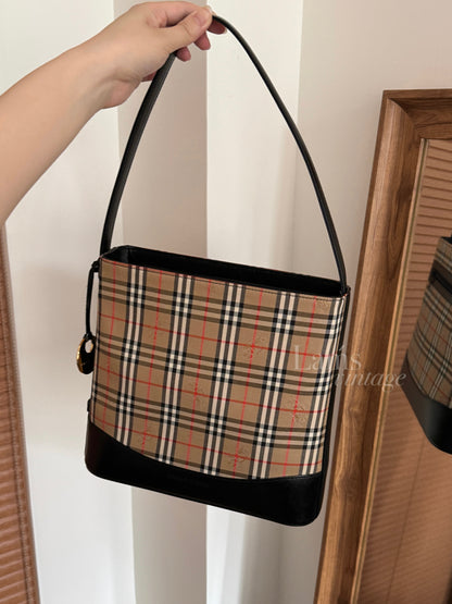 Vintage Burberry 戰馬格紋shoulder bag🪐
