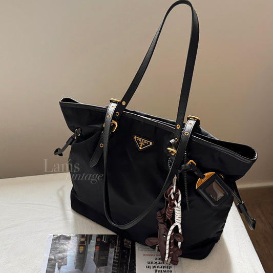 Vintage Prada 尼龍shopping tote🧺