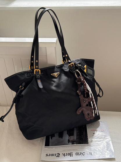 Vintage Prada 尼龍shopping tote🧺