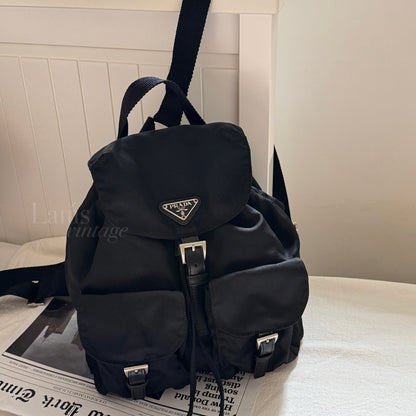 Vintage Prada classic nylon backpack🕶️