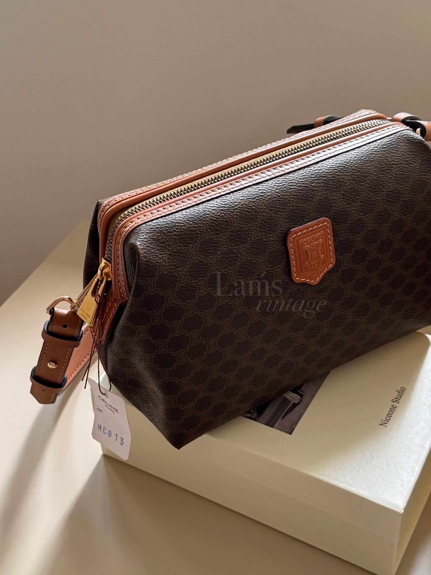 Vintage Celine macadam pouch🧸
