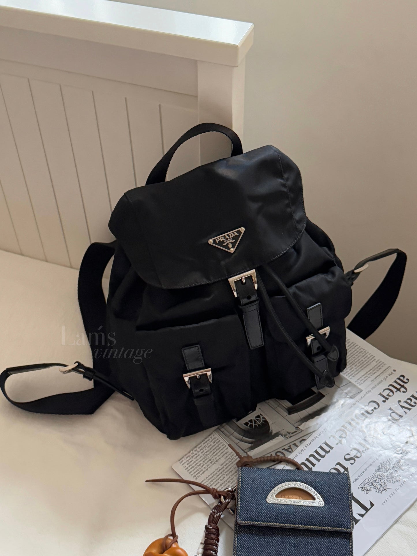 Vintage Prada 黑銀nylon backpack🩶