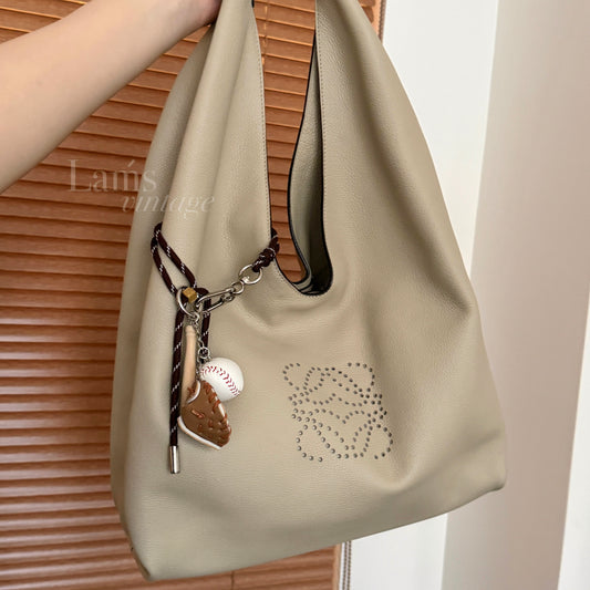 Vintage Loewe beige leather hobo bag💫
