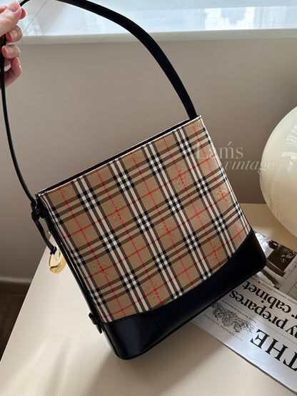 Vintage Burberry 戰馬格紋shoulder bag🪐