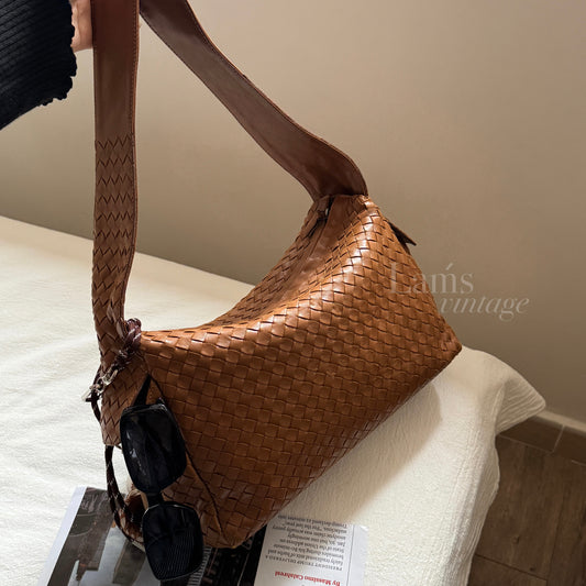 Vintage Bottega Veneta intrecciato double pocket bag🧸