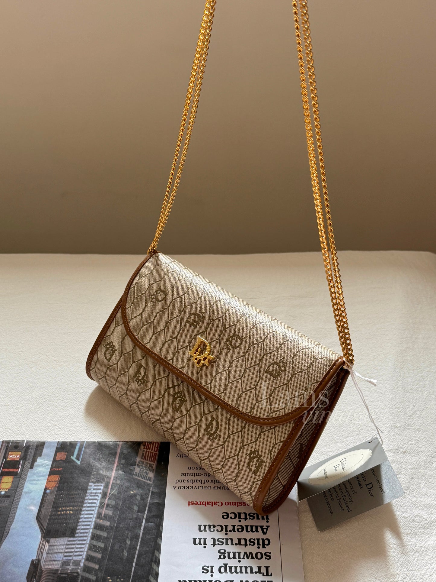 Vintage Dior honeycomb 2-way envelope🍯