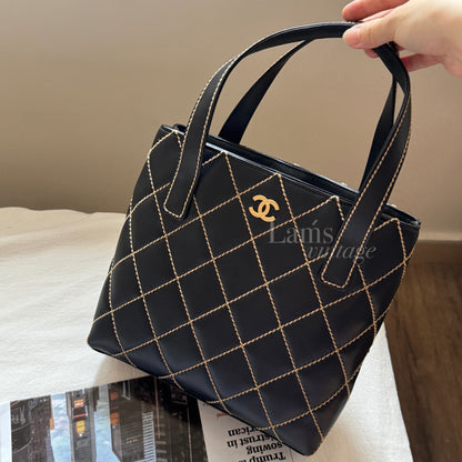 Vintage Chanel calfskin vivian tote