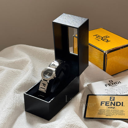 Vintage Fendi watch 鏤空字母錶帶