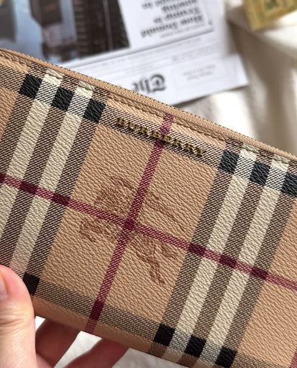Vintage Burberry wallet🎠