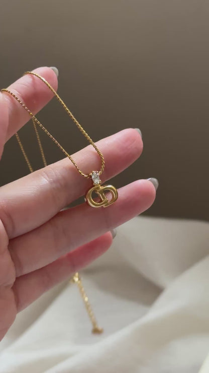 Vintage Dior necklace✨